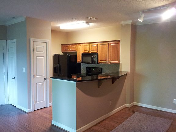 Kithen and Dining area 2