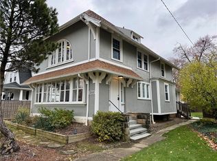 3200 Whitethorn Rd, Cleveland Heights, OH 44118