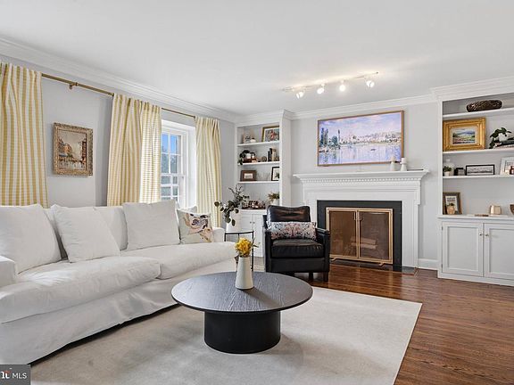 5th image of 601 Cedar Ln