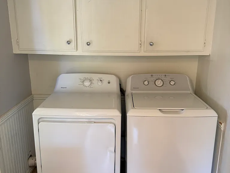 Washer/Dryer/Laundry Area