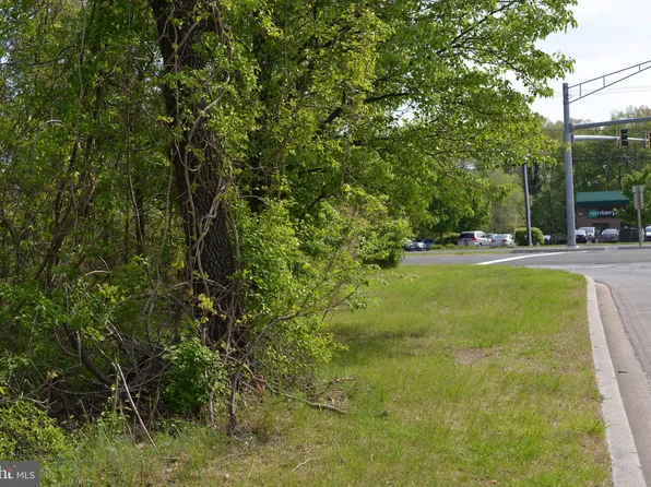 8163 Ritchie Hwy, Pasadena, MD 21122