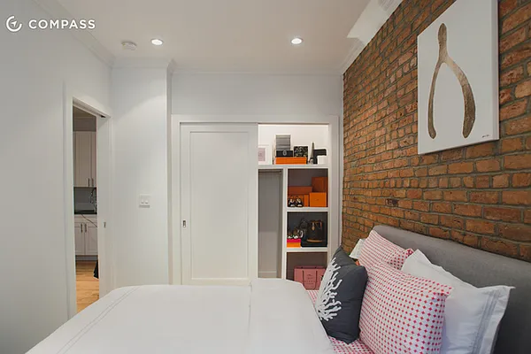 Rented by Compass | media 33