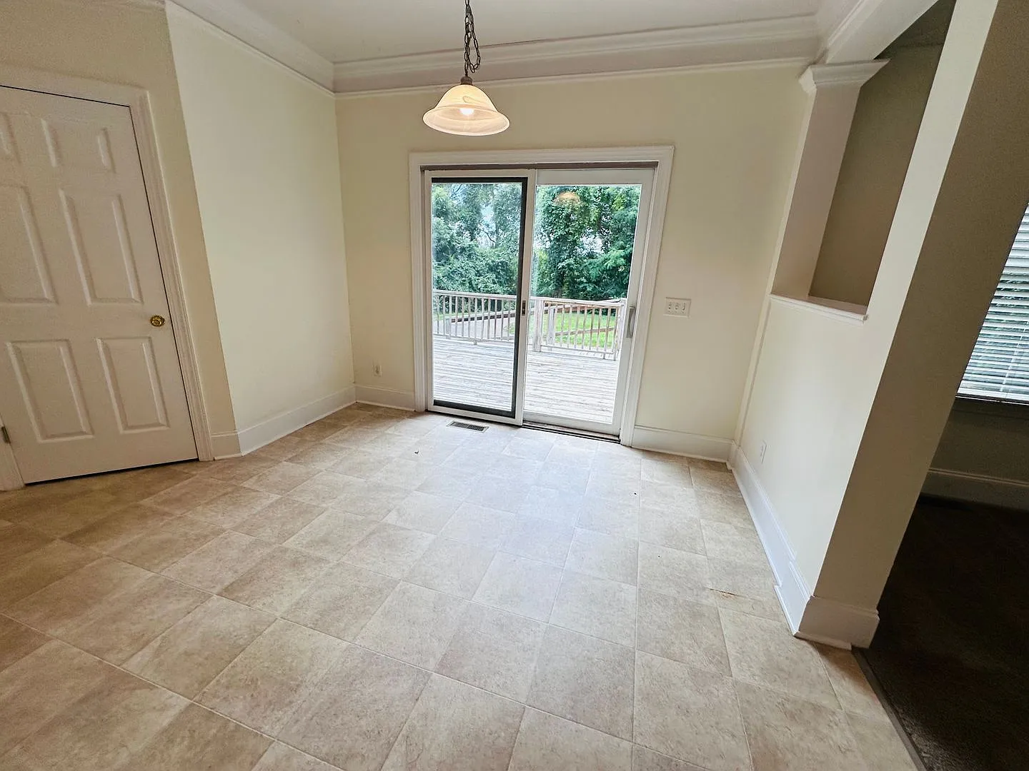 4 Bedroom 3 Bath House — Photo 4