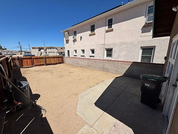 2nd image of 117 W Robertson Rd #B