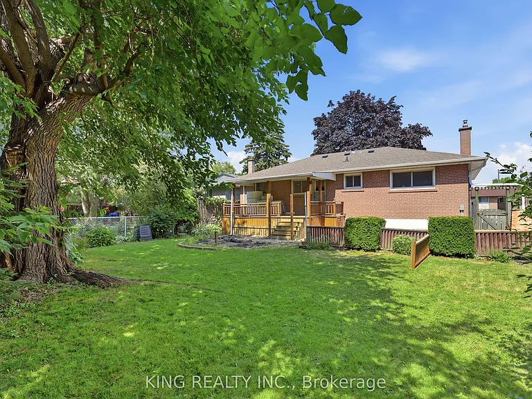 5 Alderbury Cres — Photo 11