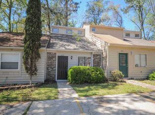 1810 Falconcrest Dr, Tallahassee, FL 32303