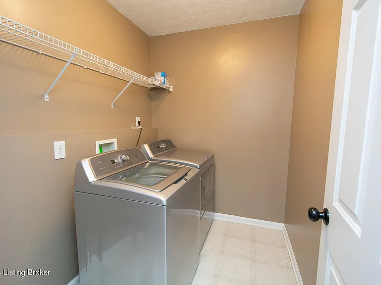 6702 Shallow Rock Dr — Photo 23