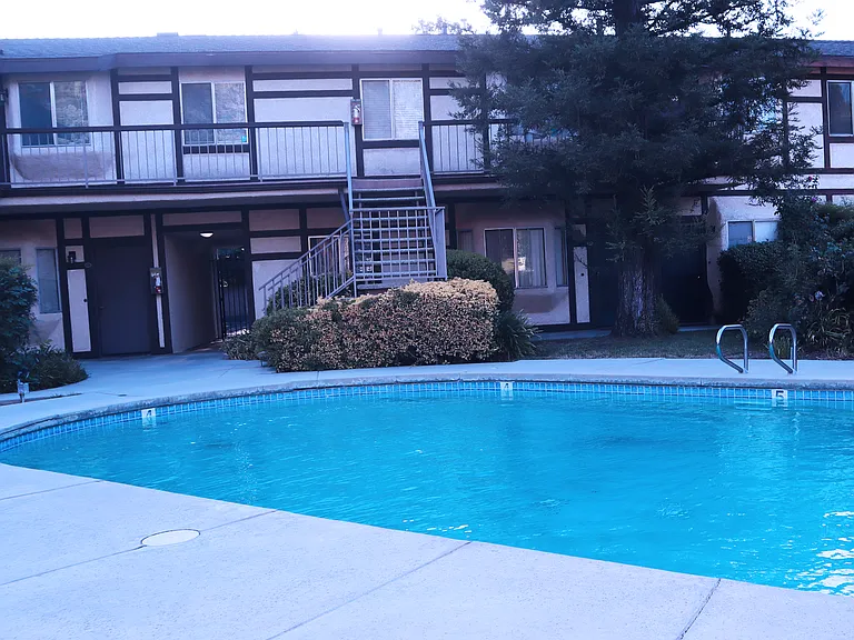 7125 Shoup Ave #206 — Photo 10