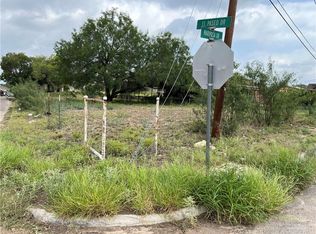 100 N Mariposa Dr, Rio Grande City, TX 78582