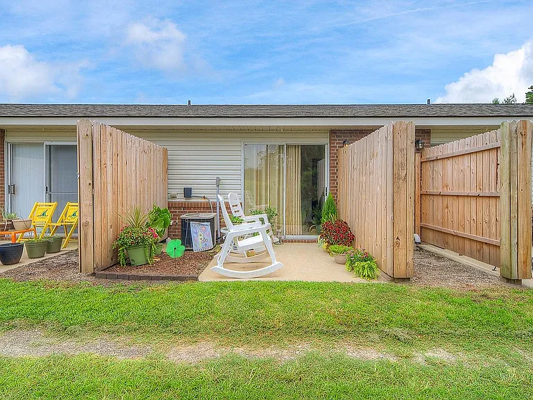 Private Gardening Area with our Seabreeze Floor Plan