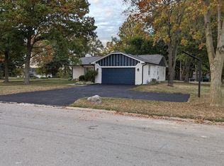 1180 Bayswater Ln, Cicero, IN 46034