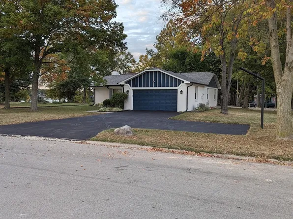 1180 Bayswater Ln, Cicero, IN 46034