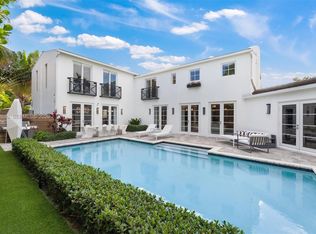 2887 Pine Tree Dr, Miami Beach, FL 33140