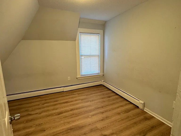 26 Wells Ave #2 — Photo 15