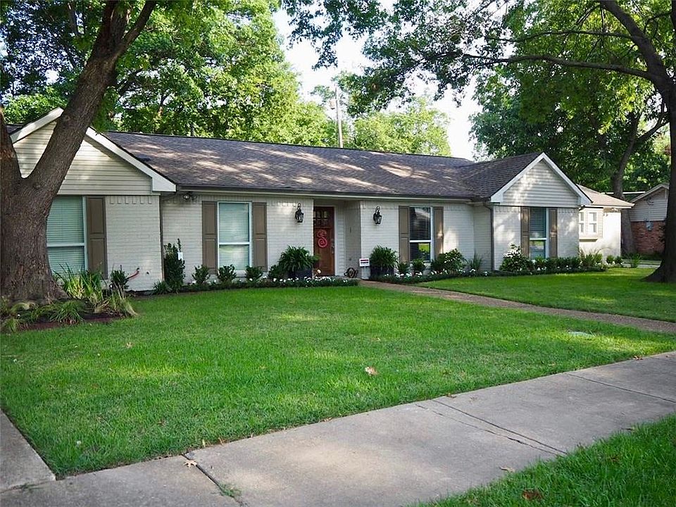 1st image of 304 Westpark Dr N