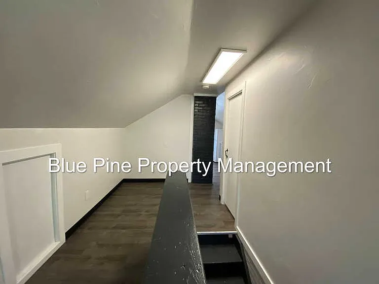 306 Lawton St #1 — Photo 8
