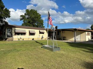 17541 SE 27th Ln, Silver Springs, FL 34488