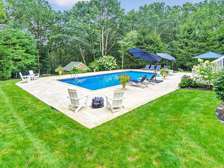 151 Chardonnay Dr — Photo 8