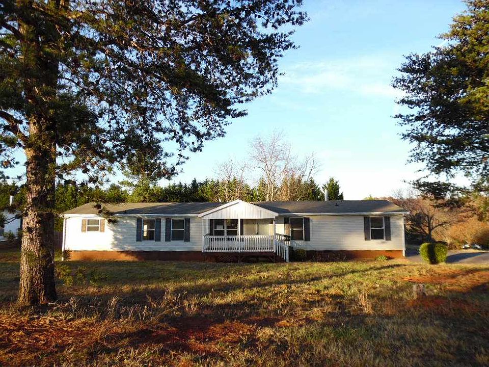 1st image of 143 Dennis Hills Dr