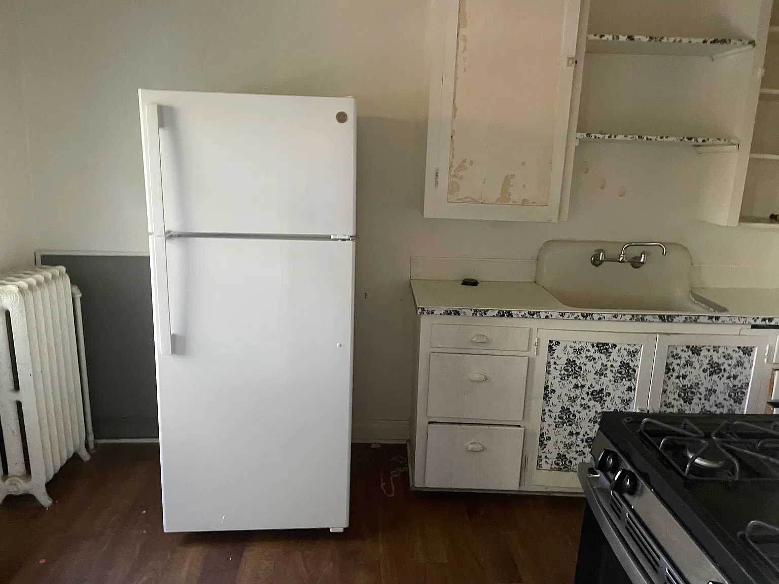 Studio, $695 — Photo 4