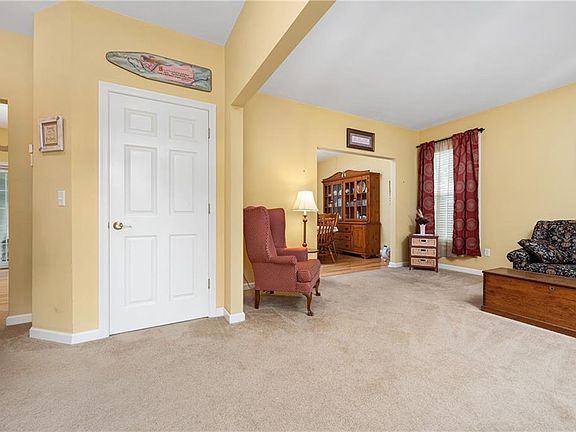 3rd image of 170 Providence Pike Unit 20