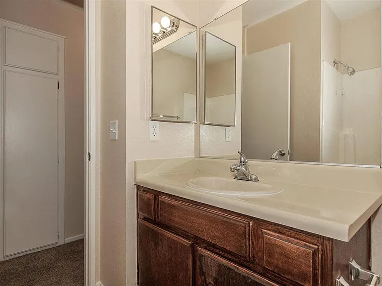 Carmel Apartments — Photo 28