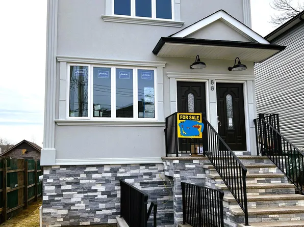 88 Hooker Pl, Staten Island, NY 10302