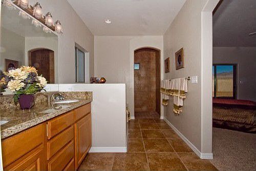 3rd image of 3192 Oro Grande Blvd #105