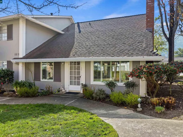 18 Miramonte Dr, Moraga, CA 94556