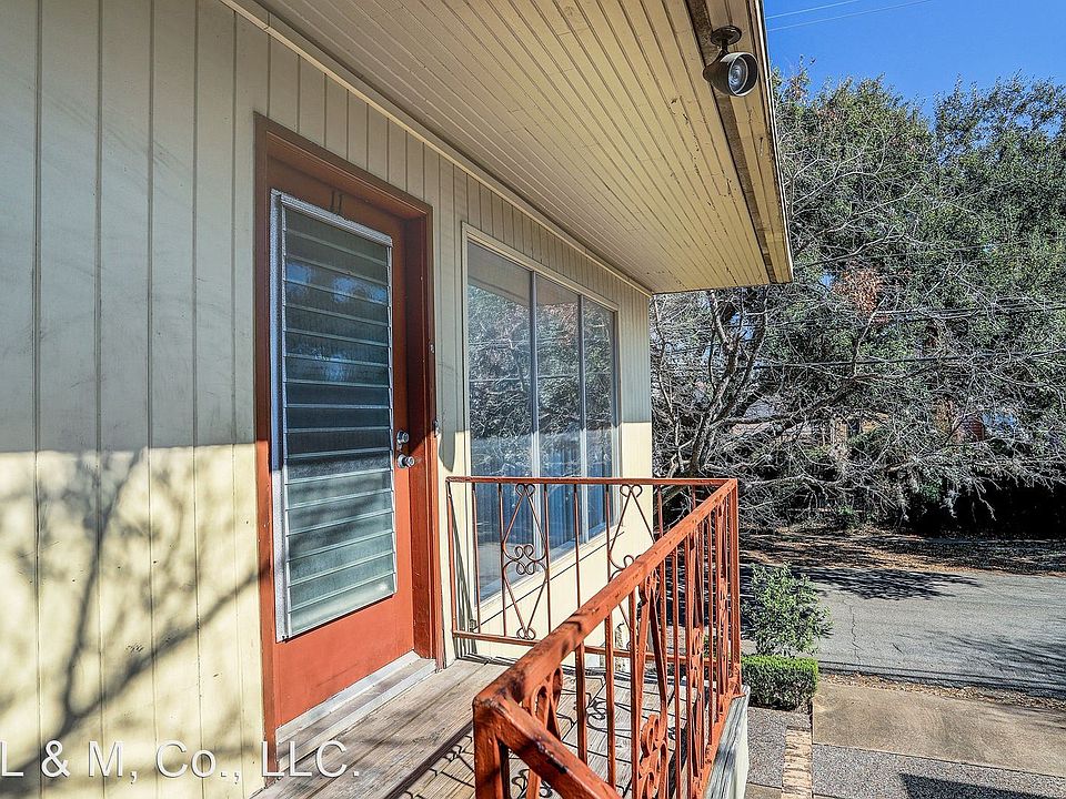 1st image of 229 Westmoreland St APT 11