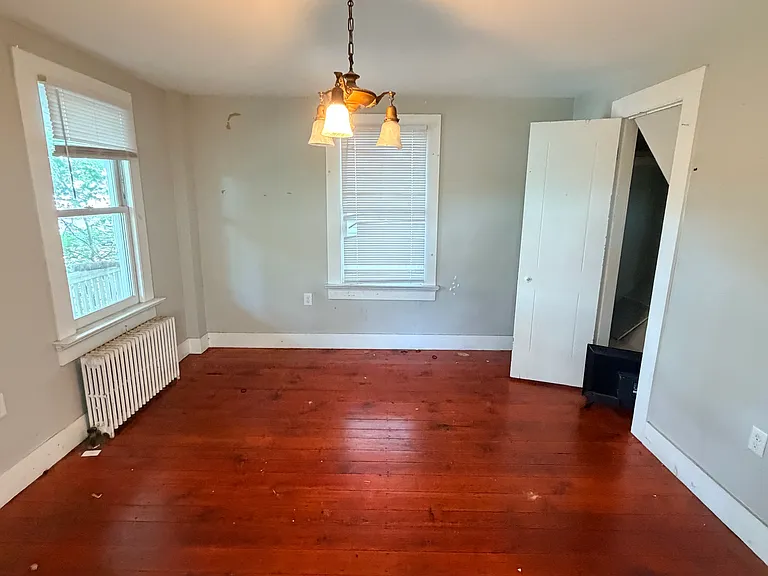 103 S Water St — Photo 4