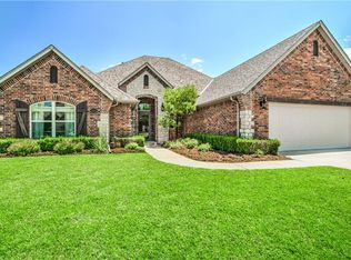 15516 Maple Ridge Ln, Edmond, OK 73013