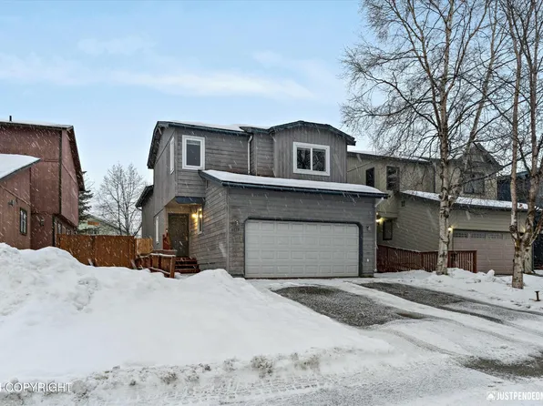 8017 Country Woods Dr, Anchorage, AK 99502