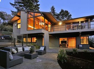 6120 Castle Dr, Oakland, CA 94611