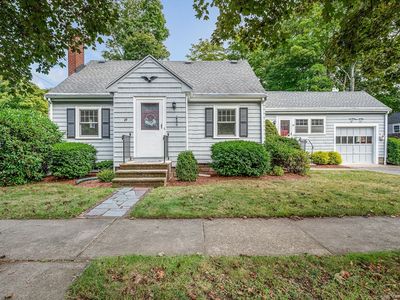 29 Belmont St, Reading, MA, 01867