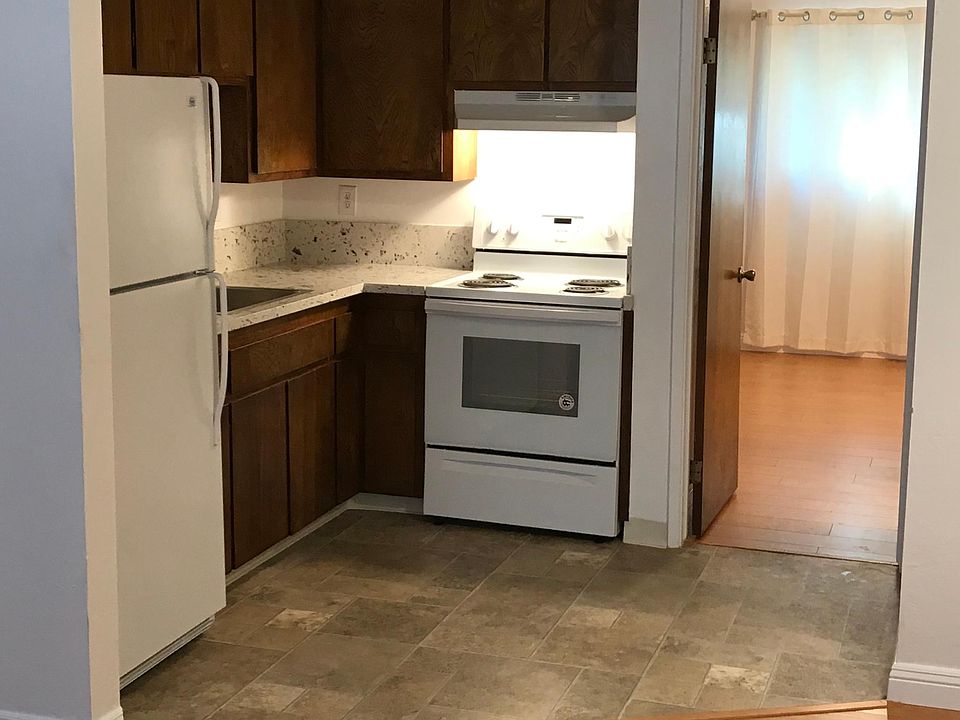 1st image of 1577 Brookvale Dr #2-A
