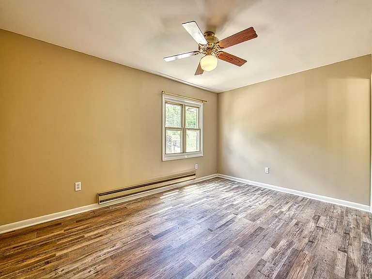 49 Riverside Villa Dr — Photo 28