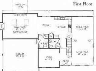 2 Montrose School Ln, Wakefield, MA 01880