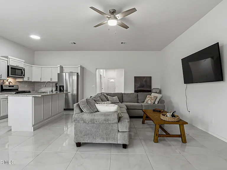 13808 Paseo Sereno Dr — Photo 5