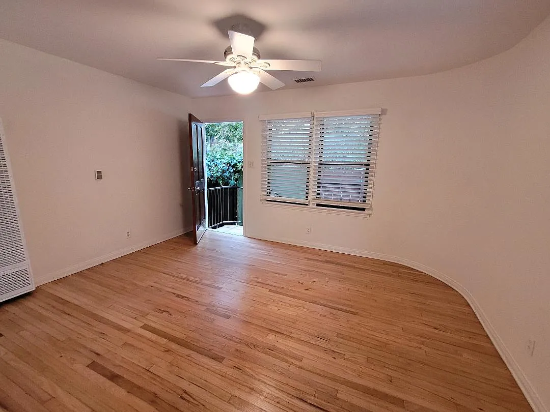 2 bed, $3,695 — Photo 1