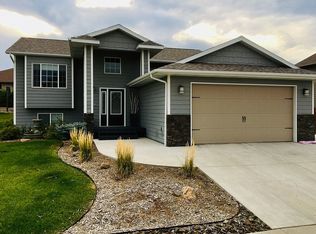 161 Savoy Cir, Rapid City, SD 57701