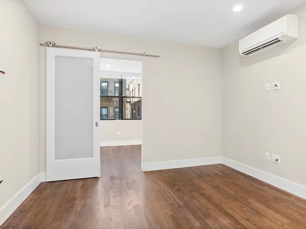 336 East 81st Street image 1 of 8