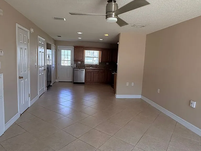 342 Tarpon Ave — Photo 10