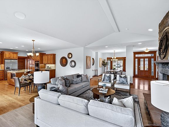 5th image of 1709 S Steen Rd