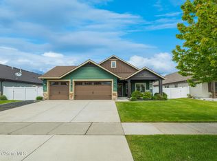 10939 N Seaside St, Hayden Lake, ID 83835