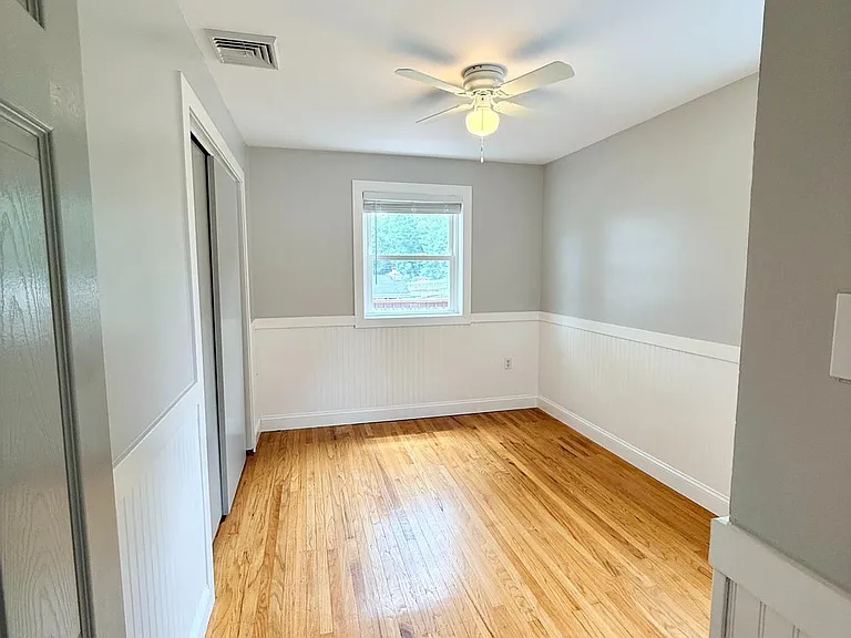 30 Ursinus Ave — Photo 15