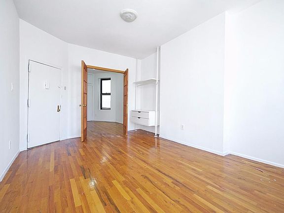 5th image of 360 W 127th St APT 5E