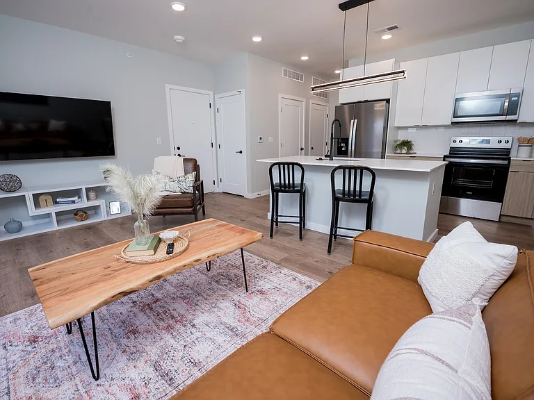 60 E Green St #410 — Photo 1