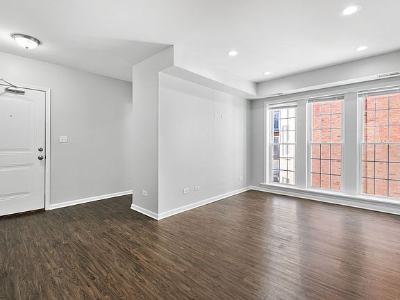 4th image of 7722-7734 N Ashland Ave #7730-C2
