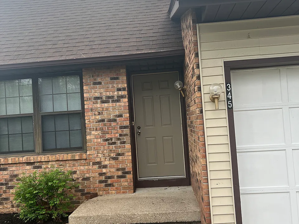 345 Elizabeth Ave